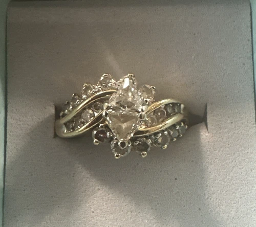 Vintage 14k Yellow Gold Marquisse cut Diamond Wedding/Engagement Ring Size 4.5
