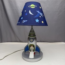 P.J. Kids 22014 Vintage Spaceship Table Lamp Rocket Astronaut Glows In The Dark