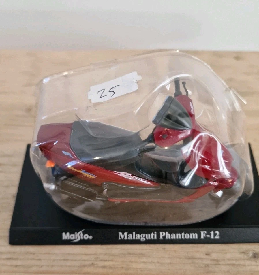 maisto 1 18 motorcycle Malaguti Phantom F-12 - Image 2 of 2
