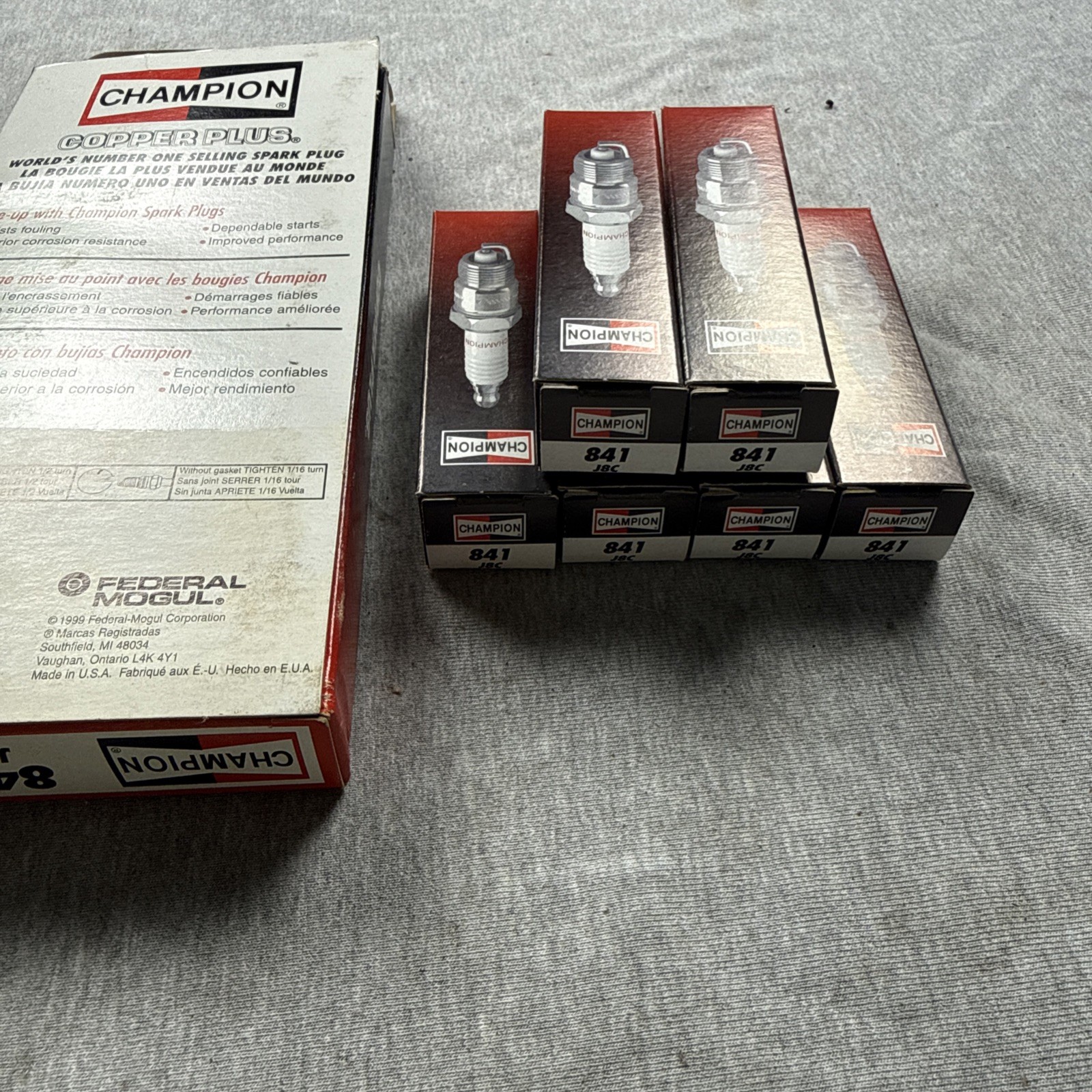 Quantity 6 Champion 841 Copper Plus Spark Plug J8C NOS Made In USA
