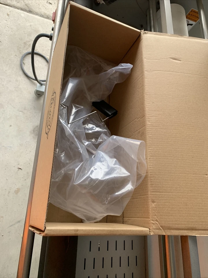 fuel pump for 2011 ford ranger 4.0 - Image 2 of 3