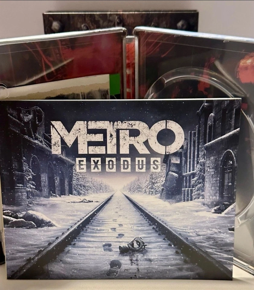 Metro Exodus Aurora Limited Edition - Xbox One - No Game Disk - Image 3 of 4