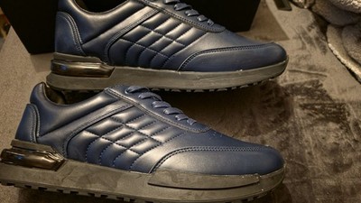 Mazino Huxley Size 9.5m Brand New