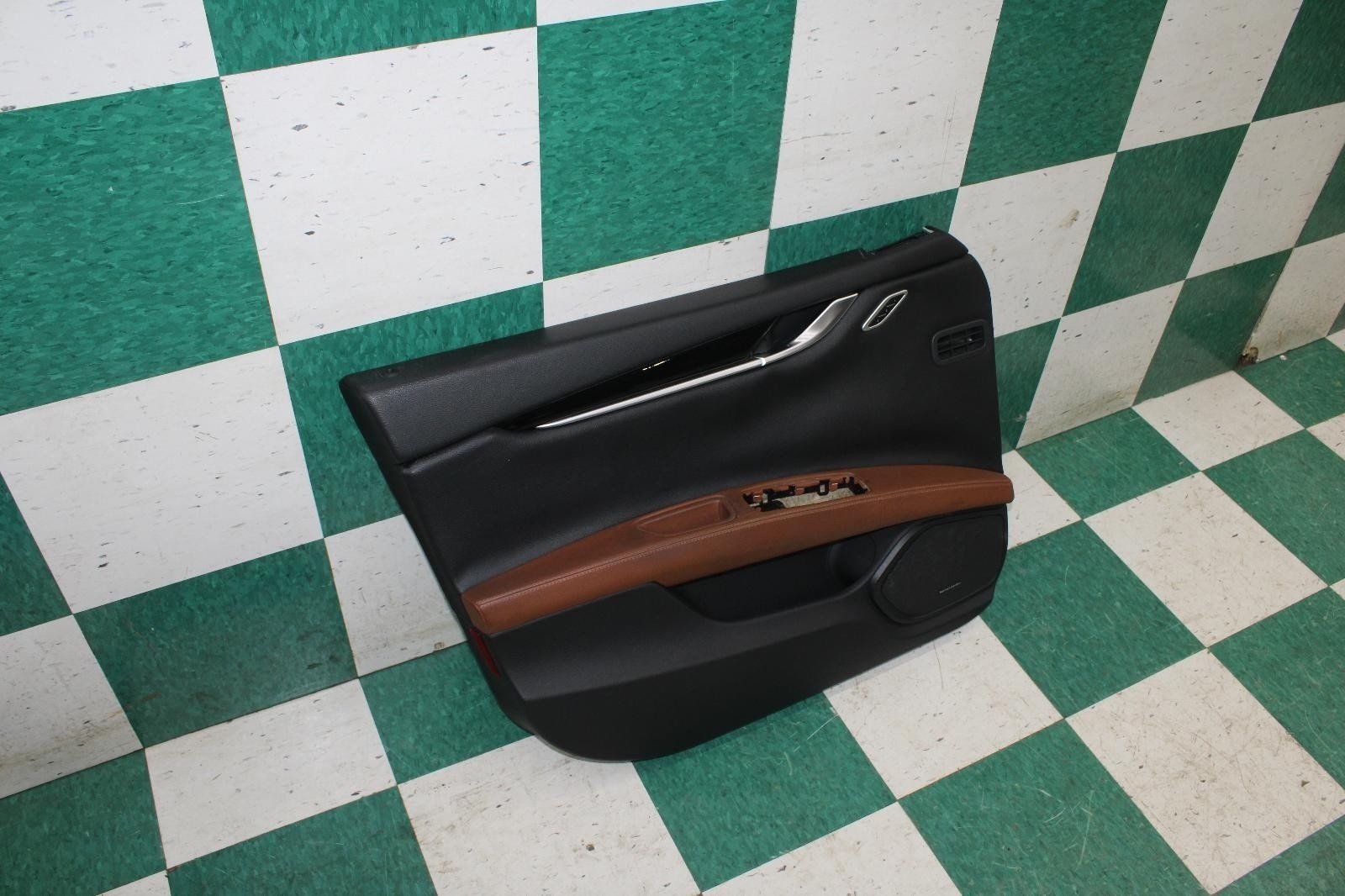 Maserati Ghibli 2014-2017 Front Left Door panel Brown