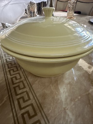 Fiestaware Auflaufform mit Deckel 9,25'' Servierschüssel Homer Laughlin Vintage