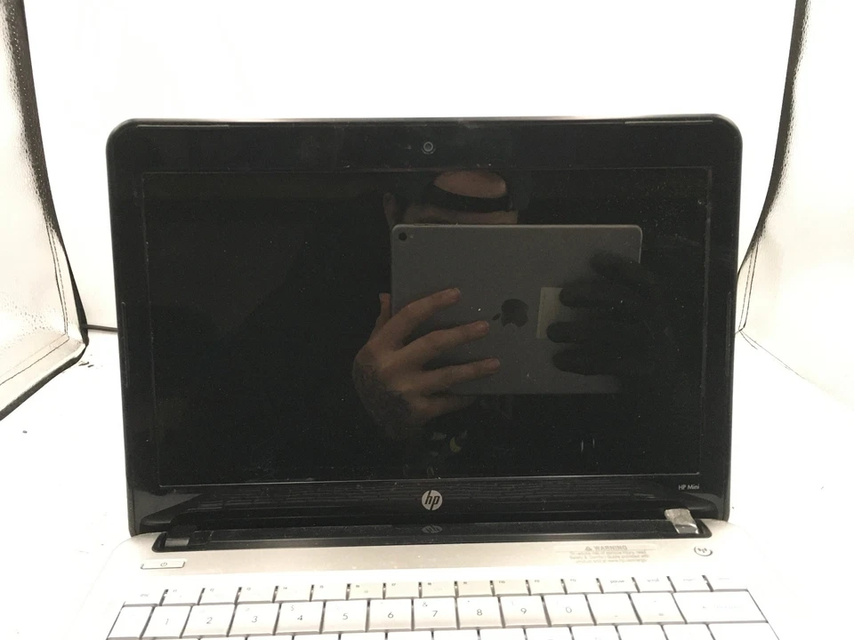 HP MINI 311 1037NR - FOR PARTS/NO POWER - INTEL ATOM - 1GB RAM - READ DESC - BB - Image 2 of 4