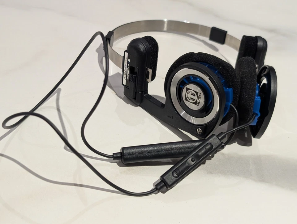 Koss Porta Pro on-ear stereo headphones Bluetooth wireless black blue - Image 3 of 4