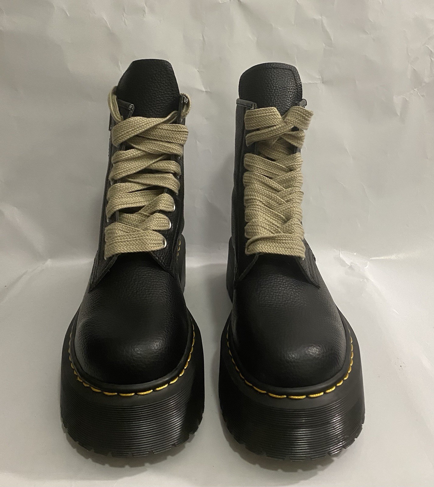 SAOLA Stivali da combattimento Rick Owen’s x Dr. Martens 1460 Jumbo pizzo suola quadrupla neri US 14