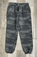 Wild Fable Camouflage Jogger Sweatpants Womens Size XS Mid Rise Green Camo