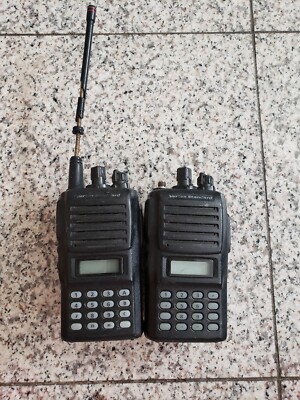 Lot 2 Vertex Standard VX427-4-5 Two-Way Radio 16 Channel LCD(Untested) for parts