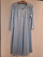 Vanity Fair Vintage Blue Floral Lace Embroidered Nylon Robe NWOT "Beautiful"