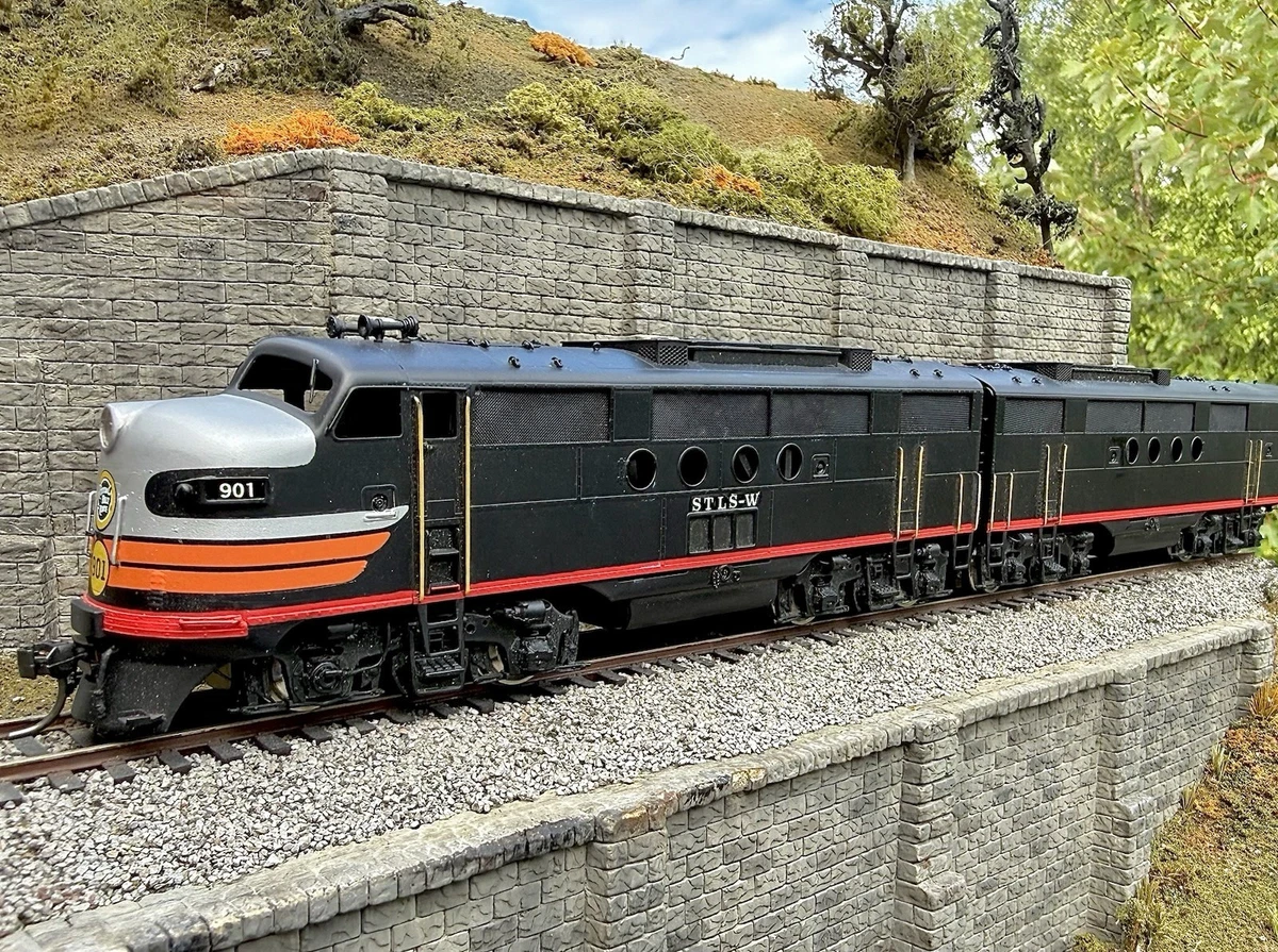 Hallmark Model Railroads and Trains for sale | eBay