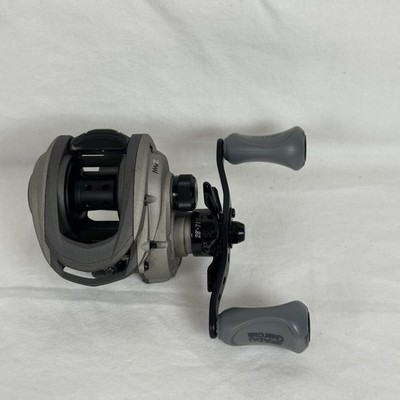 Abu Garcia Max4ZL Baitcast Reel 6 Bearings Right Hand 28in/Turn Gray Lot Lure