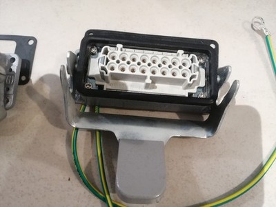 Harting Han ES 16F Buchse komplett mit Einbaugehäuse HAN 16B gut erhalten
