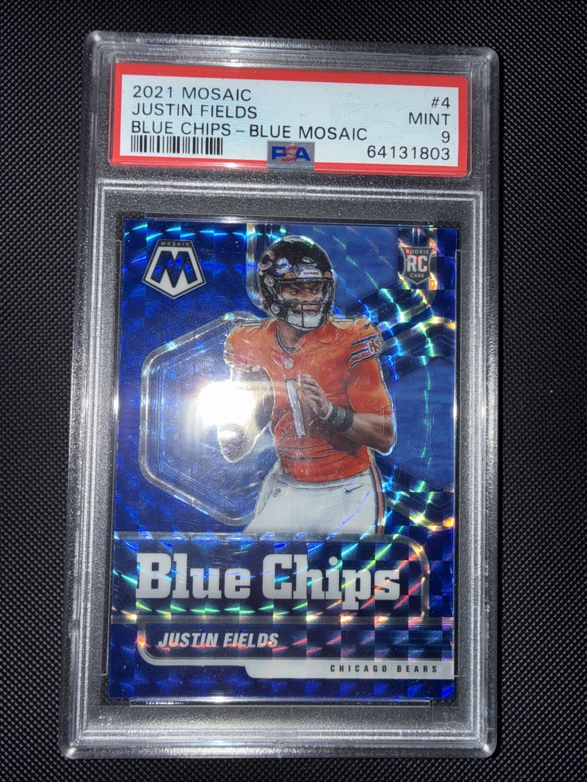 2021 Panini Mosaic - Blue Chips Justin Fields #4 Blue Mosaic Prizm /99 (RC)