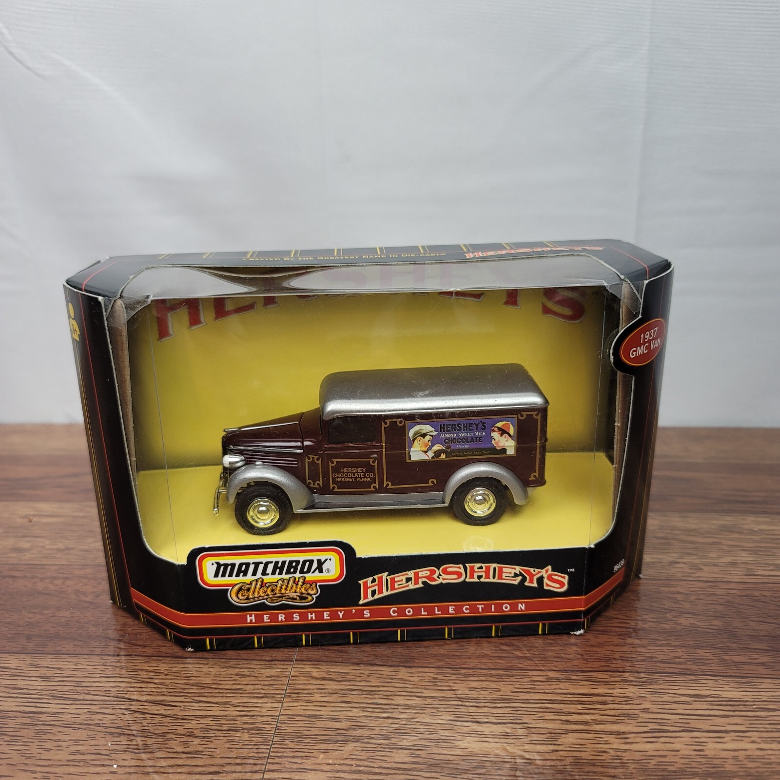 Matchbox Collectibles - Hershey's Collection - 1937 GMC Van - Model #96439