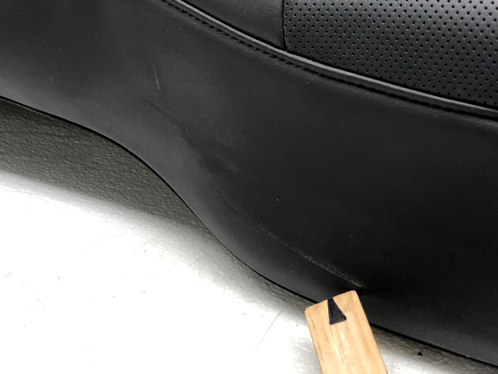 2017-2022 MASERATI LEVANTE S REAR LOWER BENCH SEAT CUSHION OEM.