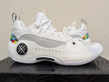 Way of Wade 10 Low Pixel White Multi-Color Boom Li-Ning (ABAS083-12) size 10.5