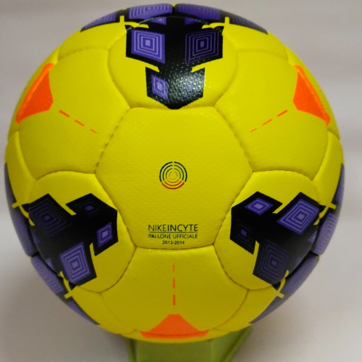 Incyte Pallone Nike Official Seriea Tim Match Ball 2013-2014