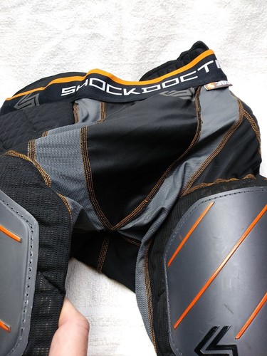 SHOCK DOCTOR 5 PADDED COMPRESSION FOOTBALL SHORTS MEN'S SIZE-XL CHECK IT OUT WOW - 第 3/18 張圖片