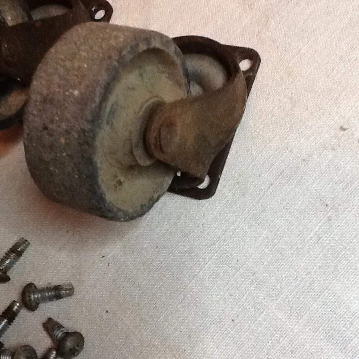 RUEDAS DE VACÍO ARTESANAL # 758 17885 (LIGERAMENTE USADAS) HOME N SHOP ASPIRADORA HÚMEDA/SECA 060925A Foto 3 de 4