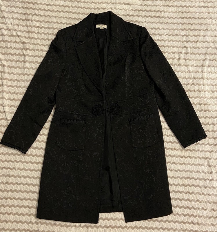 Amanda Smith Women’s Black Long Jacket Formal Funeral Size 14