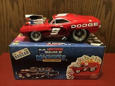 Muscle Machines Nascar 9 Kasey Kahne 69 Dodge Charger 1:18 Scale In Box 2005