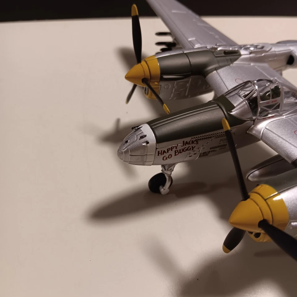 SpecCast Liberty Classics 1:50 Scale P-38 Lightning "Happy Jack's Go Buggy" - Image 3 of 4