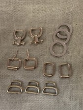 Metal Gold Tone Purse   Chain Handle 15  