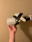 Oculus Quest 2 in great condition white — photo 3