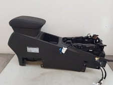 ARMLEHNE C ARM REST C Opel Grandland (X) 2022 YP000546YX / YP000571YX