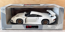 UT Models Porsche 911 GT1 1996 1:18 White Diecast Model Car Original Box