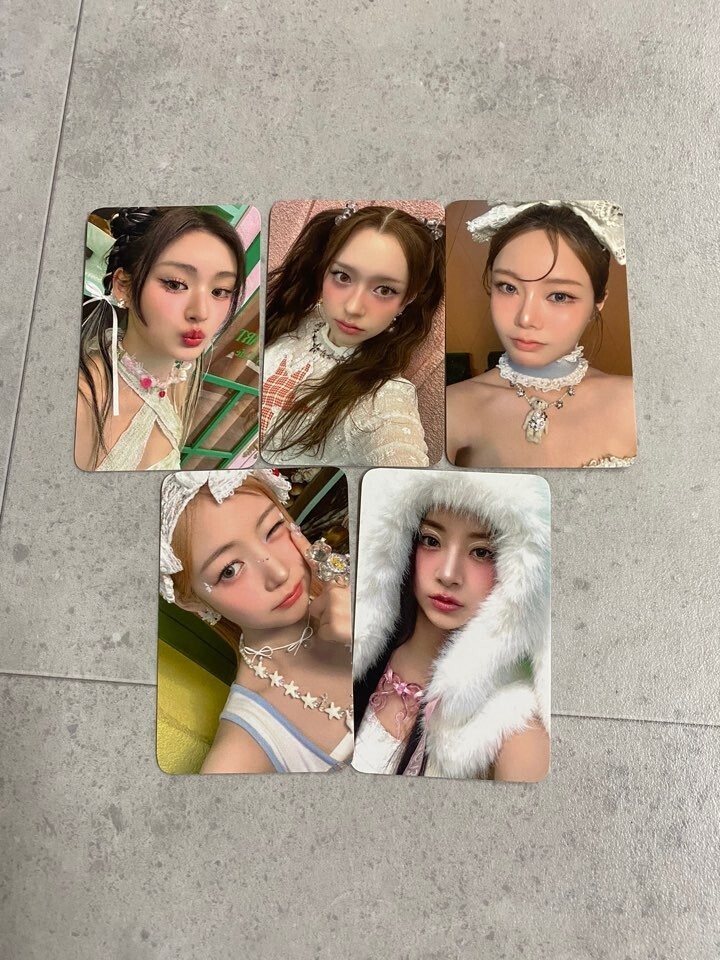 FIFTY FIFTY PHOTOCARD