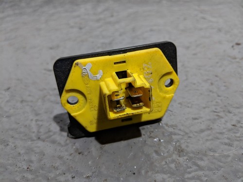 KIA SORENTO HEATER BLOWER MOTOR RESISTOR, used - Picture 4 of 4