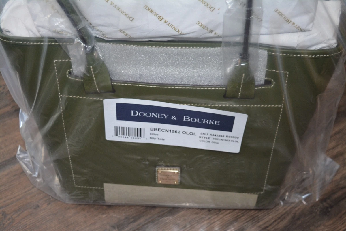 Dooney and bourke shop beacon slip tote