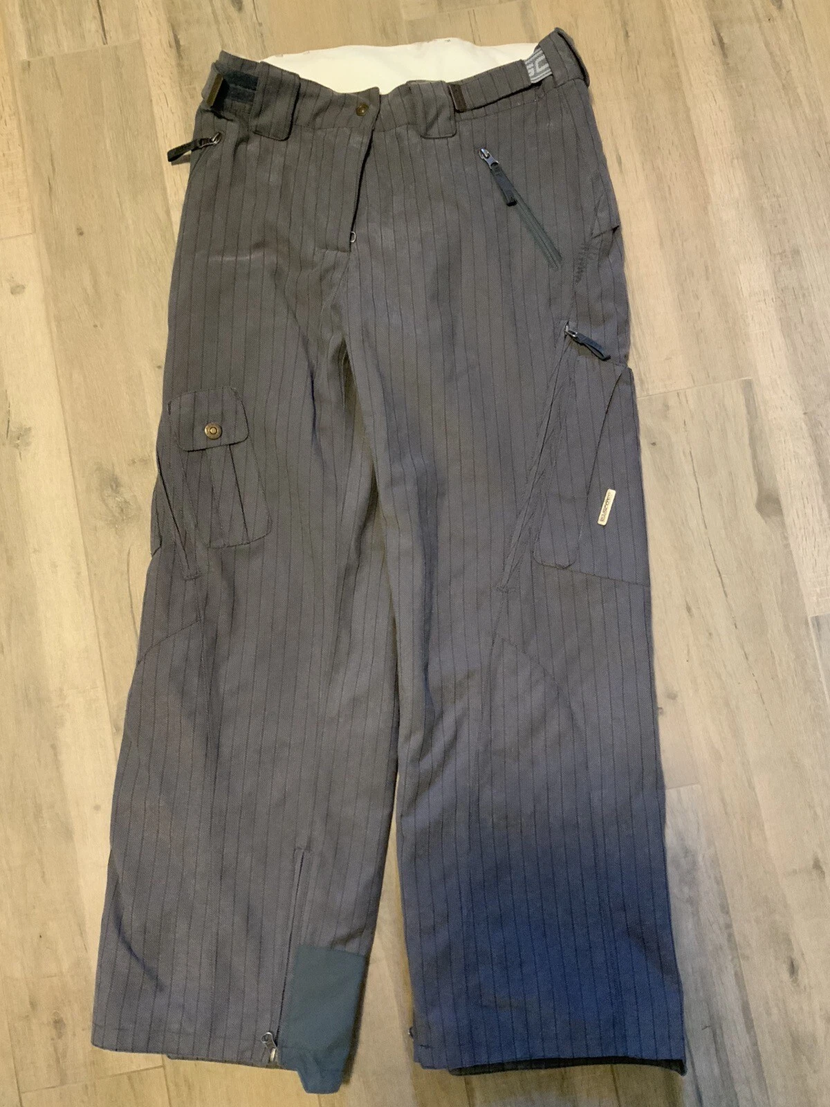 Scott Snow Pants Mens Medium Snowboard Ski Gray Striped Freestyle
Opens in a new window or tab