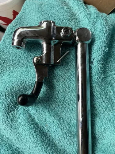 Chicago Faucet 712-Abcp Manual, Single Hole Mount Commercial Glass Filler
