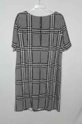 Alfani(Macys) short sleeve,knee length dress,black/white