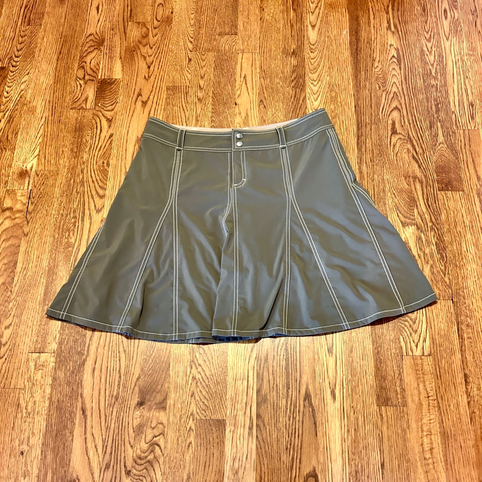 Picture 1 of 12