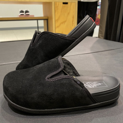 New Vans MTE Harbor Mule VR3 Slip On Shoes - Black (VN000CW3BLK