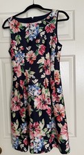 Vince Camuto Blue Floral Fit  & Flare Dress Size 6 Back Zipper Sleeveless  Lined