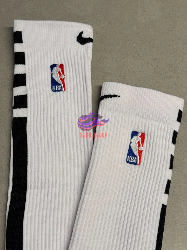 Nike NBA Authentics - Blanco y Negro - Hasta la rodilla/Scrunchies 🏀🔥 Foto 3 de 4