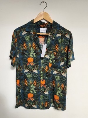 NWT Goodfellow Short Sleeve Button Tropical print Shirt Green Jungle Floral S