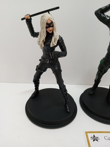 LOT OF 2 DC CW GREEN ARROW S. AMELL STATUES ICON HEROES SEASON 5 + BLACK CANARY - Picture 3 of 22