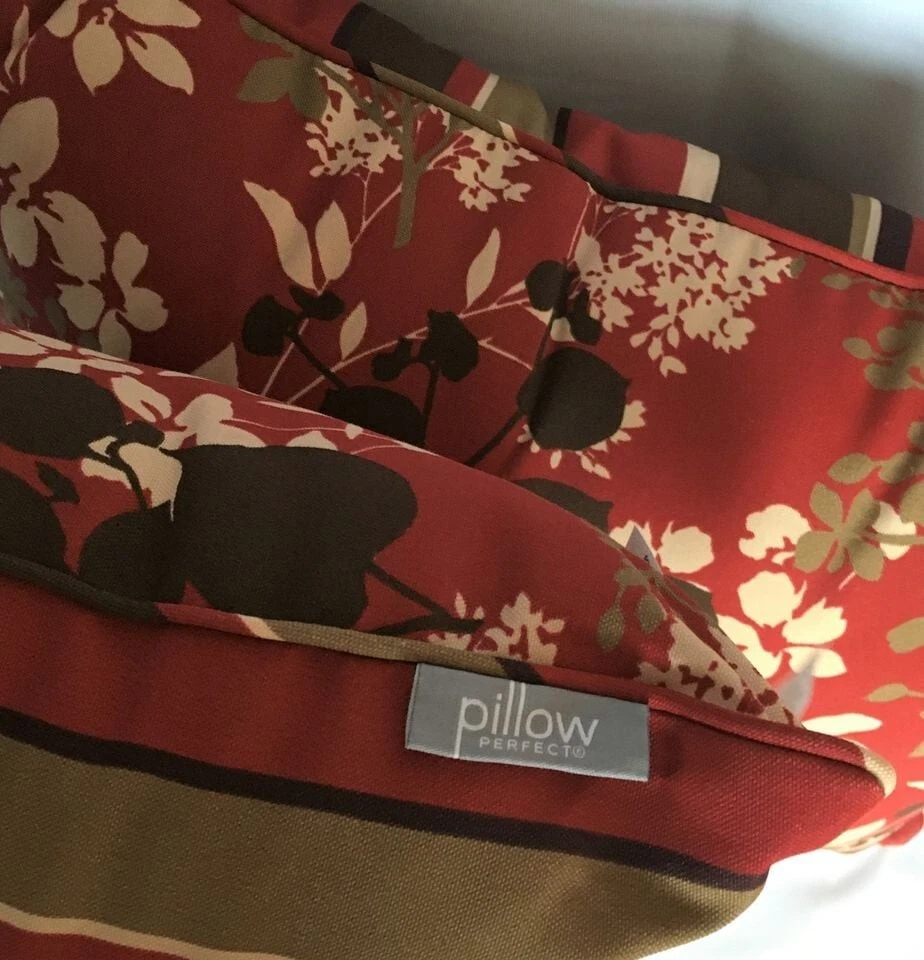 2-Pack Pillow Perfect Outdoor/Indoor Throw Pillows 24.5"x16.5" Red Floral/Stripe - Image 4 of 4