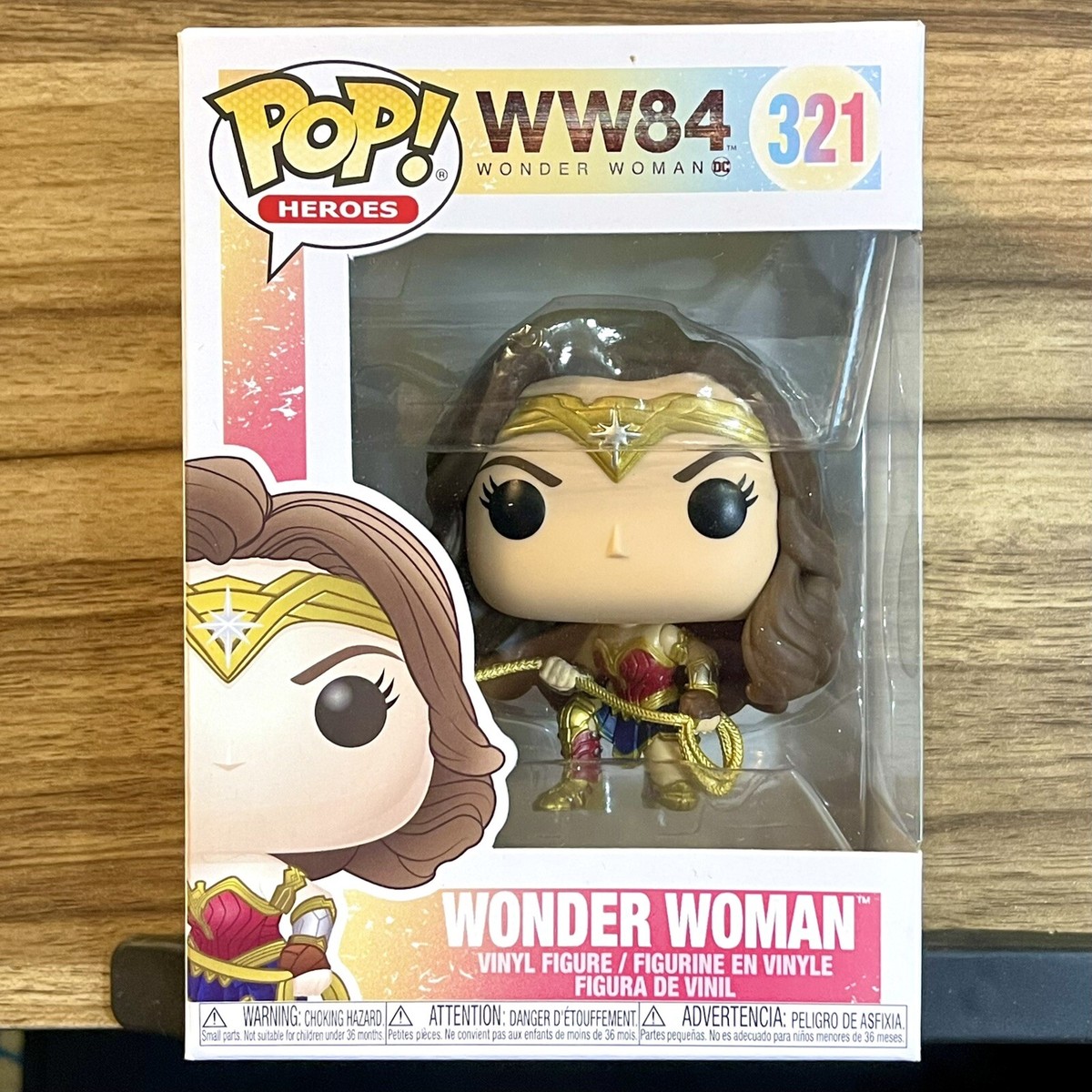 POP HEROES ワンダーウーマン 3体セット Amazon.com: Pop Wonder Woman (Gauntlets) (Chrome 3-Pack