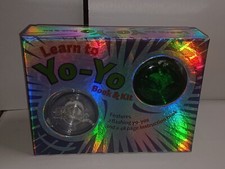 2012 Yo-Yo Book Kit with 2 Flashing Yo-Yo s Learn To Yo-Yo Book