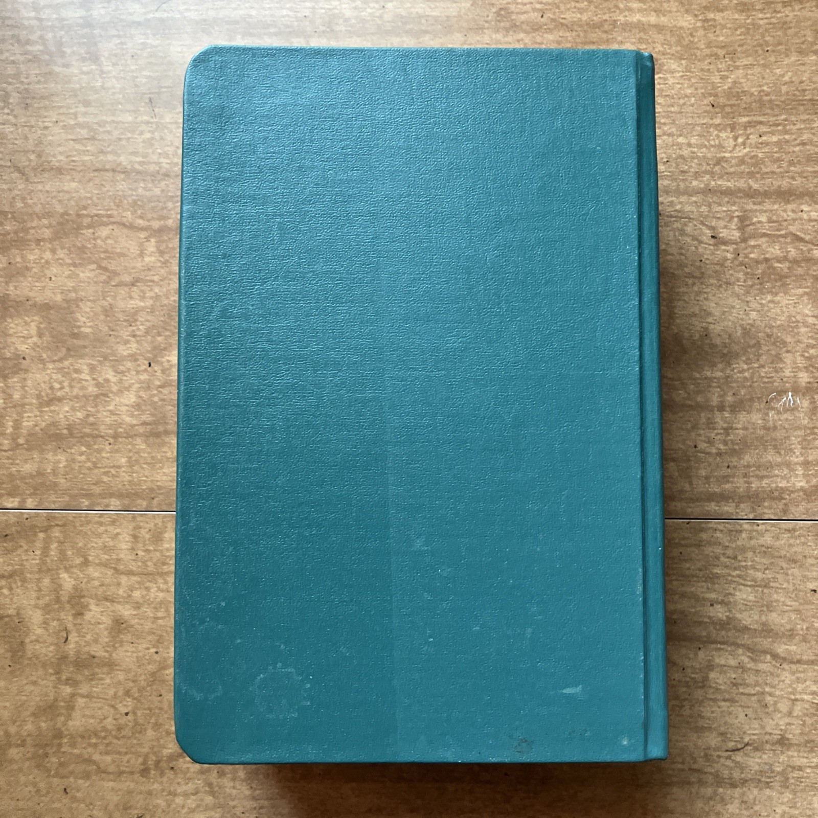 The Merck Manual of Diagnosis and Therapy 1992 Sixteenth Edition - Vintage Book