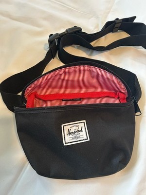 Hershel Belt Bag Black W/ Striped Lining