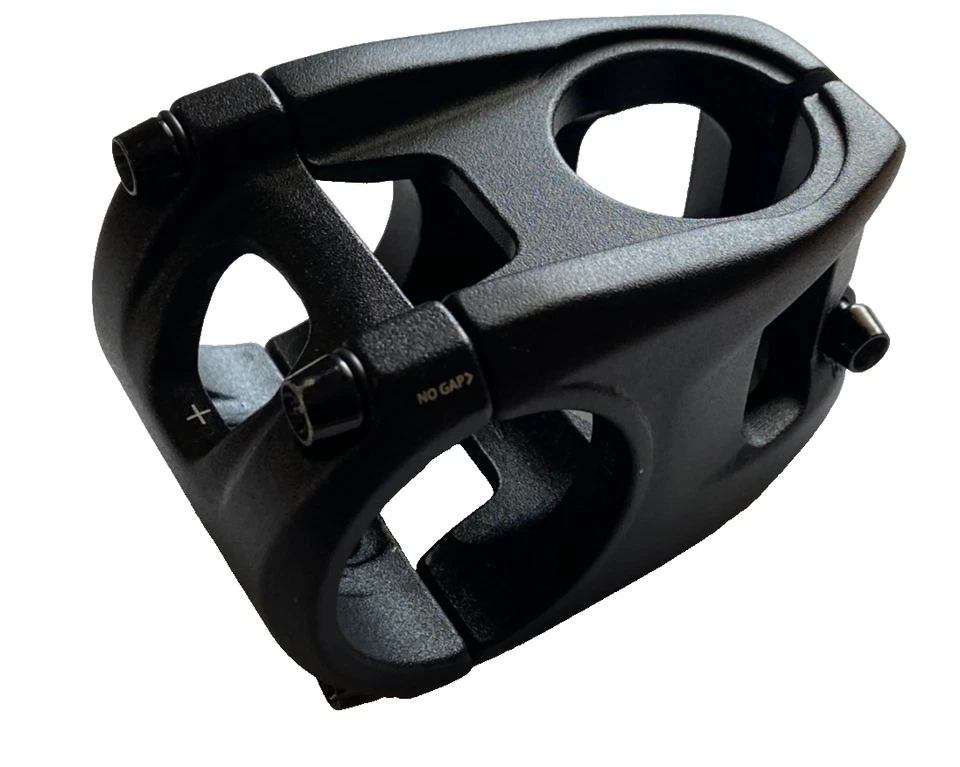 NEW V2 Pro E Stem 35mm Clamp x 40mm 0° Black Alloy MTB Enduro Trail Handlebar - Image 2 of 2